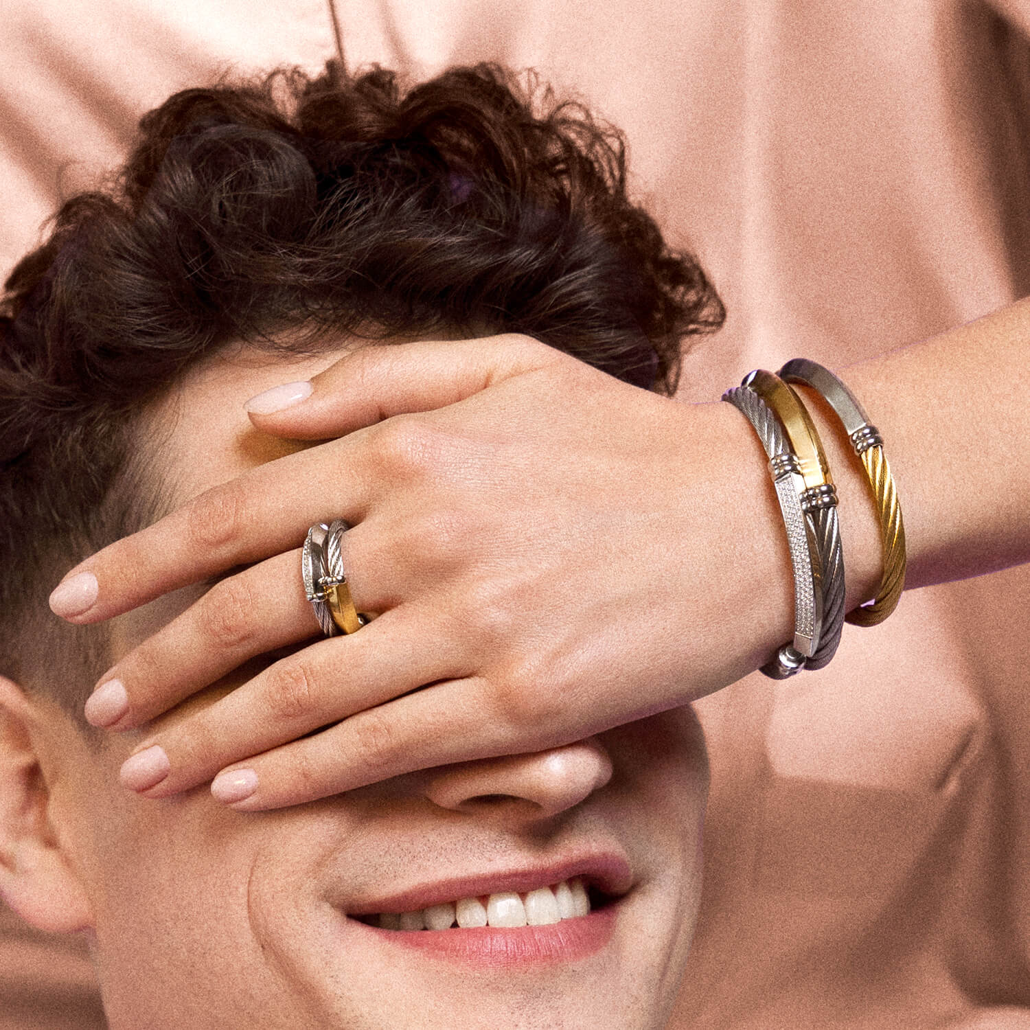 Steel_Yellow ذهبي